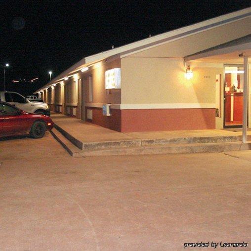 Interstate Motel Guthrie Экстерьер фото